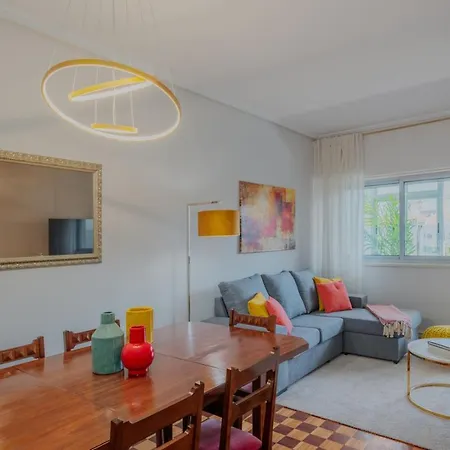 Sunny And Spacious House, 4bd 3bath Downtown * Porto