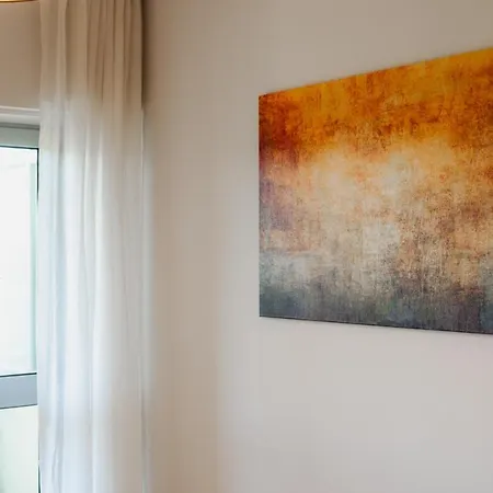 Apartment Sunny And Spacious House, 4bd 3bath Downtown Porto