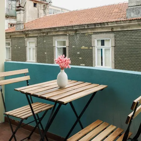 Sunny And Spacious House, 4bd 3bath Downtown Apartment