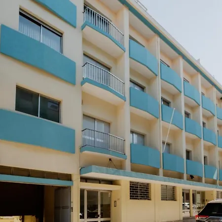Sunny And Spacious House, 4bd 3bath Downtown Apartment